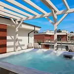 Apartament Porto Santa Rewales