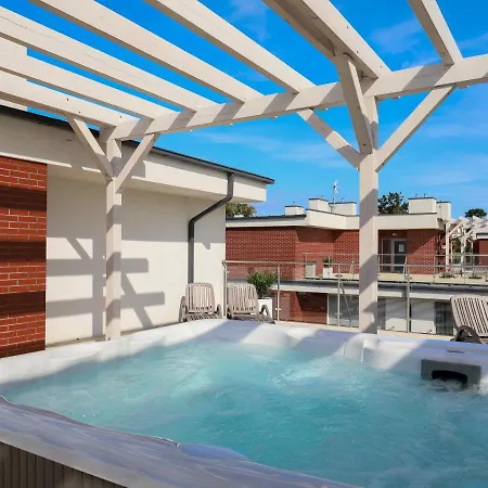 Apartment Porto Santa Rewales