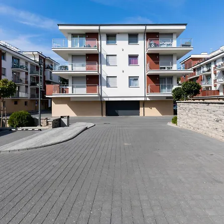 Porto Santa Rewales *